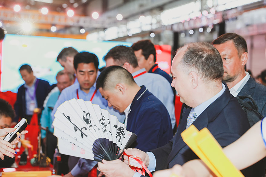 英格索蘭MSG項目園區(qū)制作工廠開放儀式 英格索蘭MSG項目園區(qū)制作工廠開放儀式